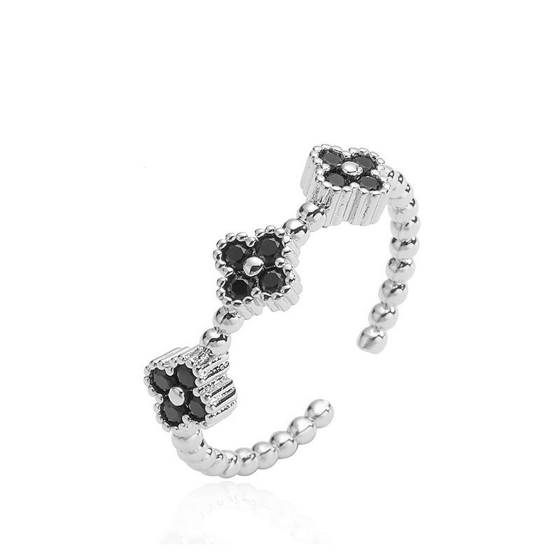 Petal Sweet Four-leaf Clover Ring