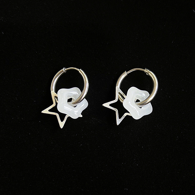 Fashion Chinese Style Pentagram Ear Clip Women