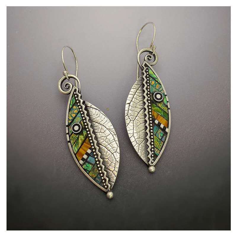 Long Hanging Abstract Iridescent Green Leaf Earrings Creative Zigzag Artificial Wood Leaves