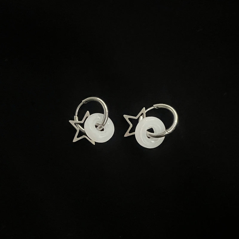Fashion Chinese Style Pentagram Ear Clip Women