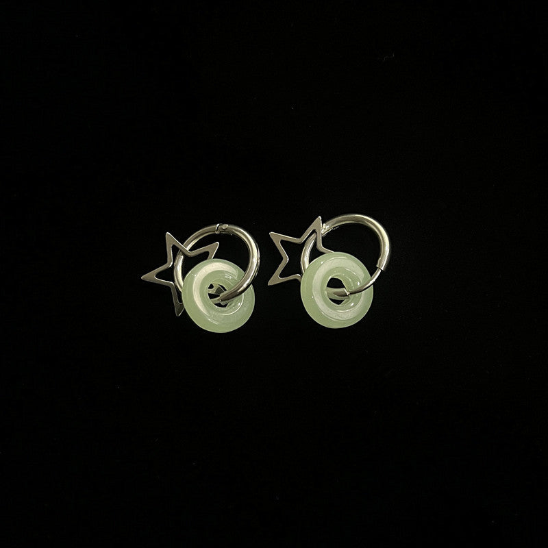 Fashion Chinese Style Pentagram Ear Clip Women