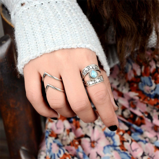 Carved Pattern Drop Shape Green Ring Retro Fashion Lady