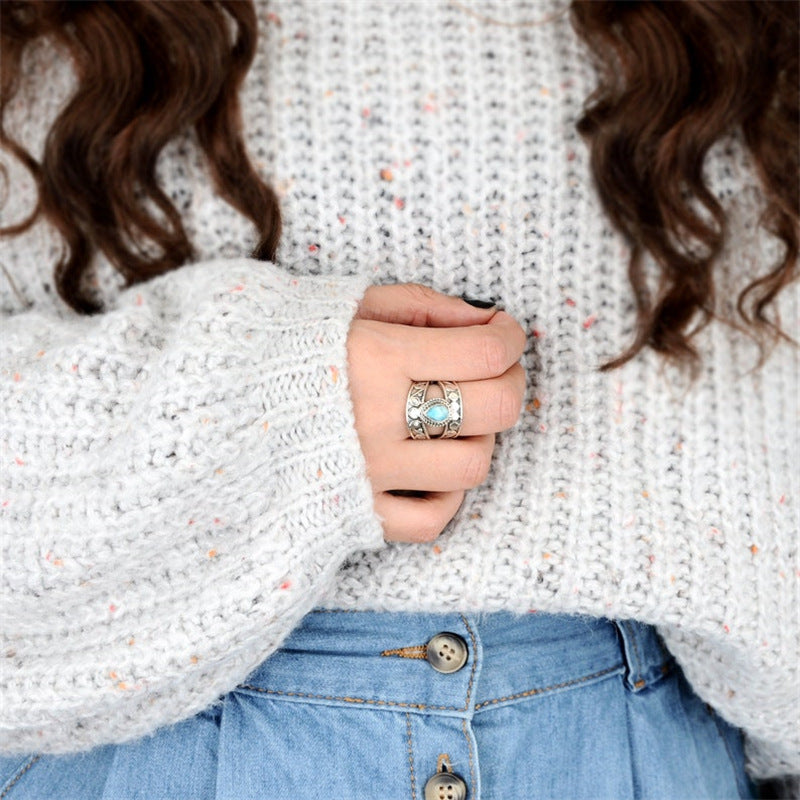 Carved Pattern Drop Shape Green Ring Retro Fashion Lady